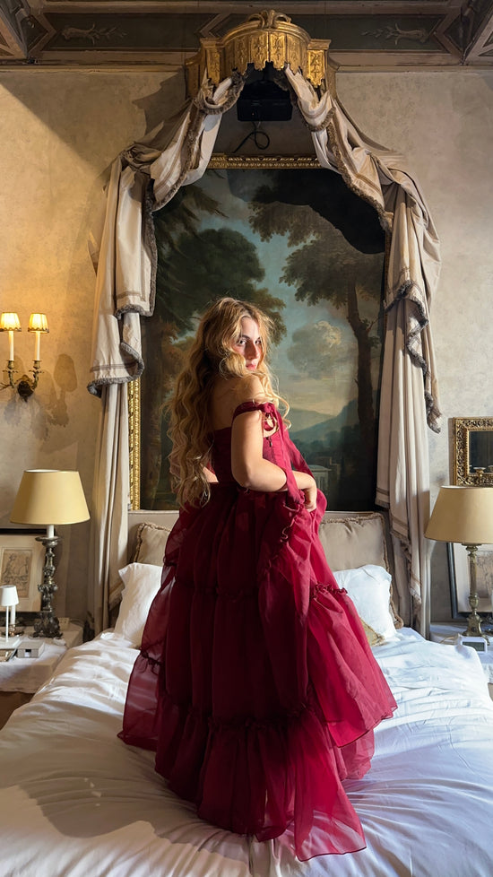 La robe Siena en rouge écarlate