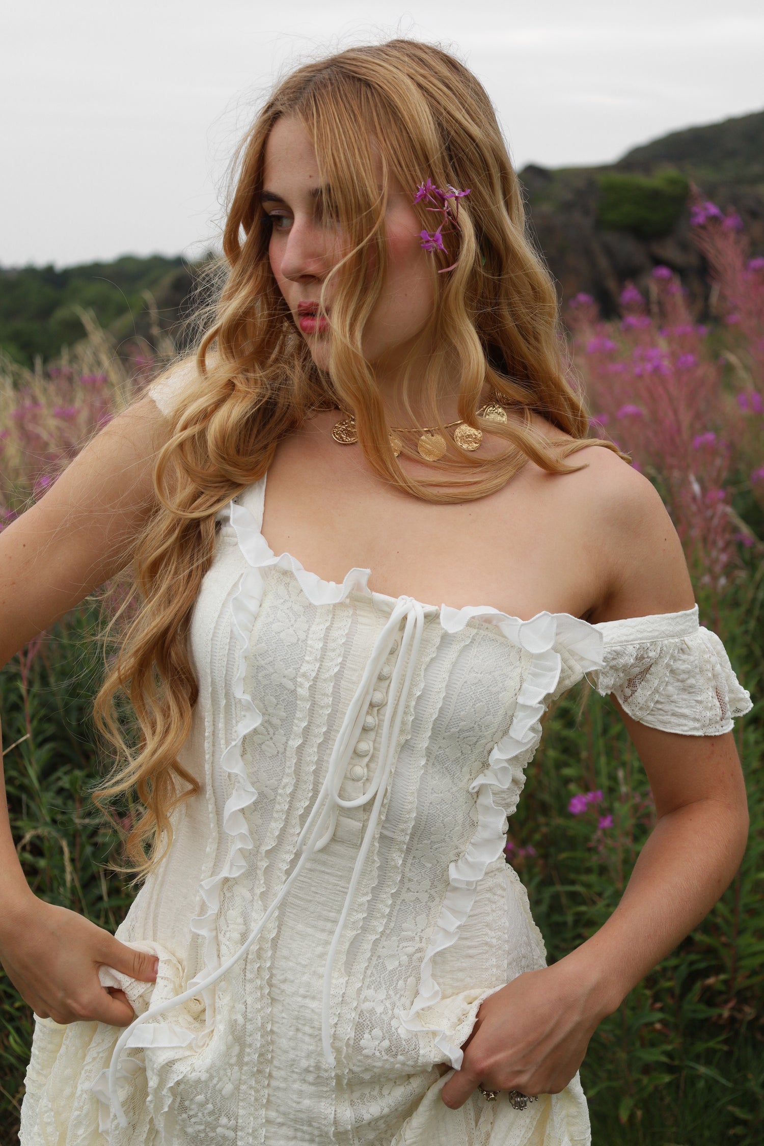 The Ophelia Midi in Lily Lace – Wild Rose & Sparrow