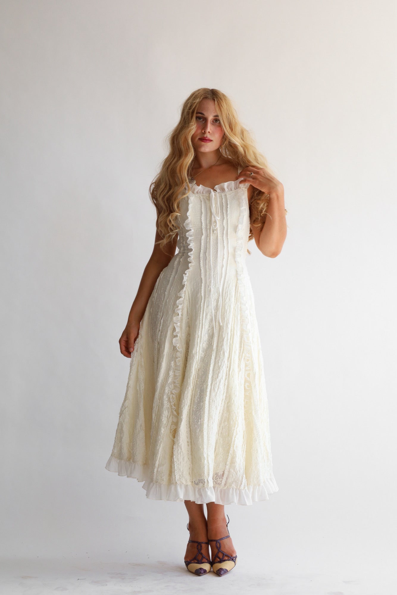 The Ophelia Midi in Lily Lace 1X The Ophelia Midi in Lily Lace 1X
