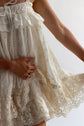 La robe Ophélie en dentelle de lys