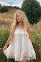 La robe Ophélie en dentelle de lys
