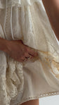 La robe Ophélie en dentelle de lys