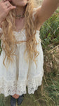 La robe Ophélie en dentelle de lys