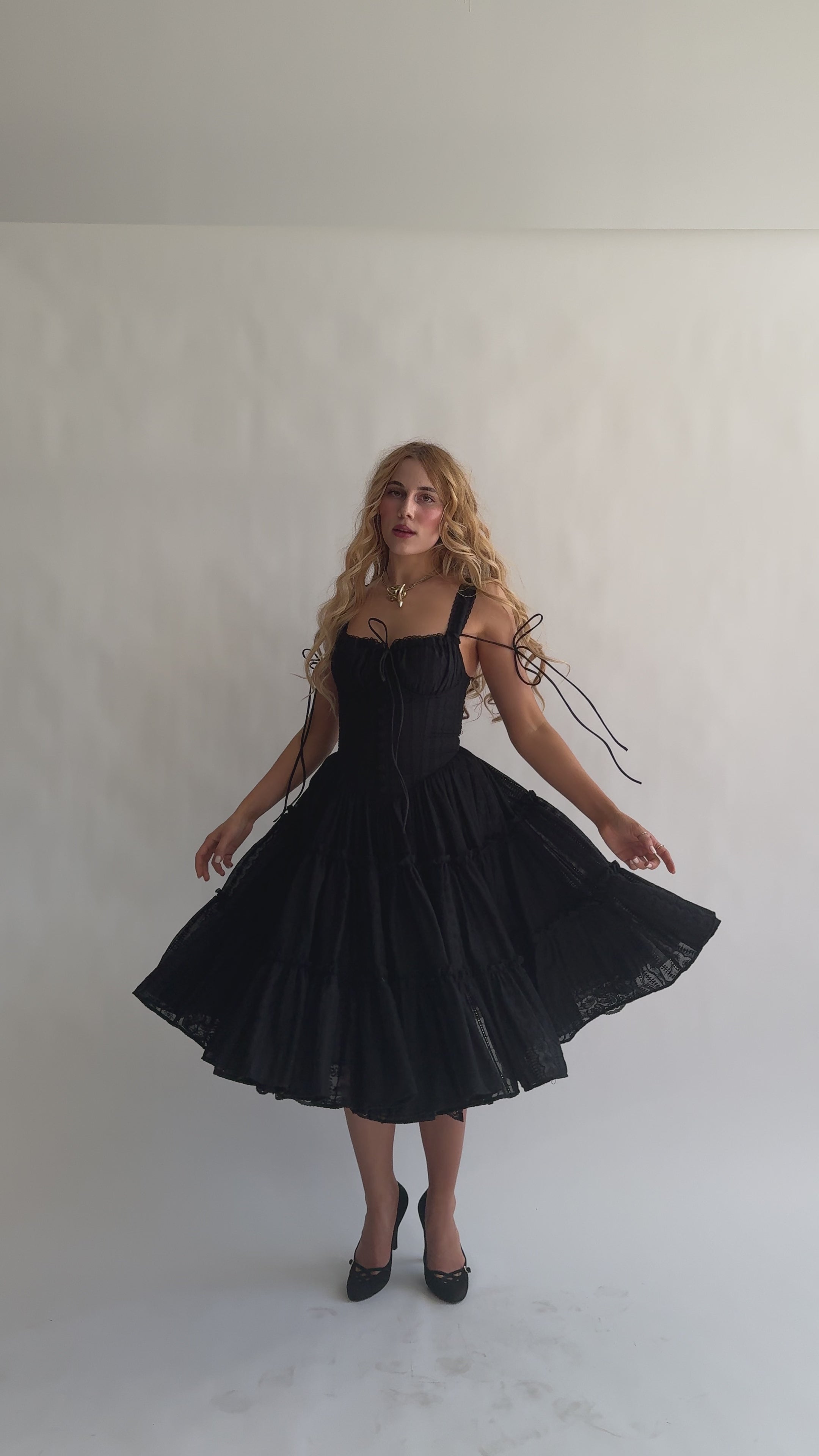 Wild Rose & Sparrow The Fae Midi Dress in Noir